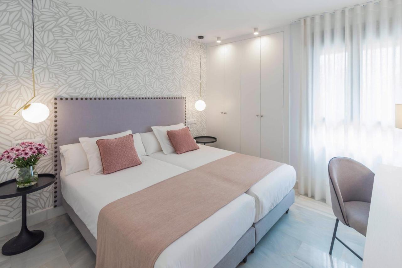 Premium Apartment & Free Parking By Ele Apartments Malaga Bagian luar foto