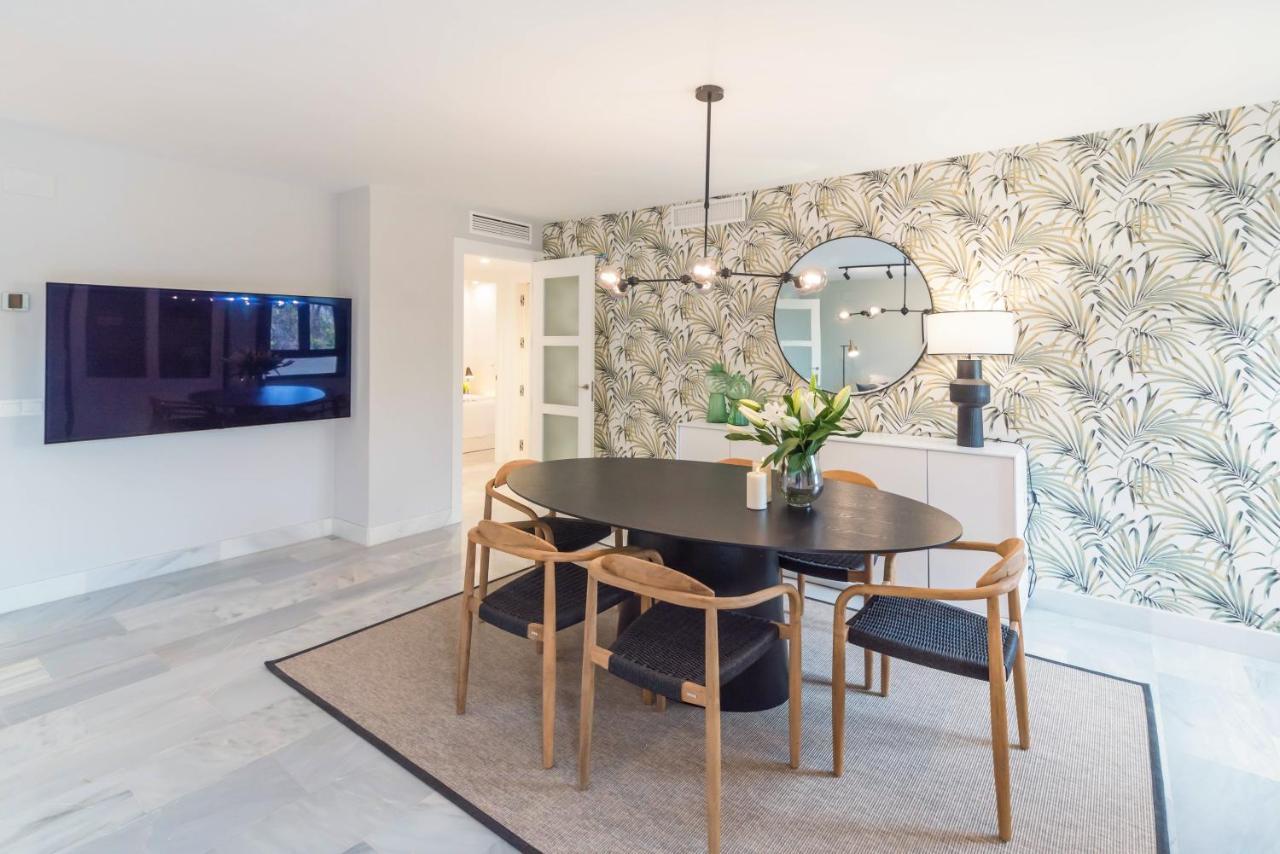Premium Apartment & Free Parking By Ele Apartments Malaga Bagian luar foto